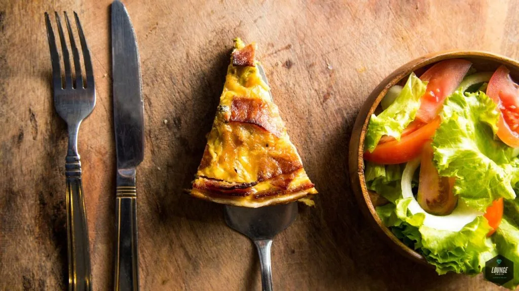 Salat zu Pizza